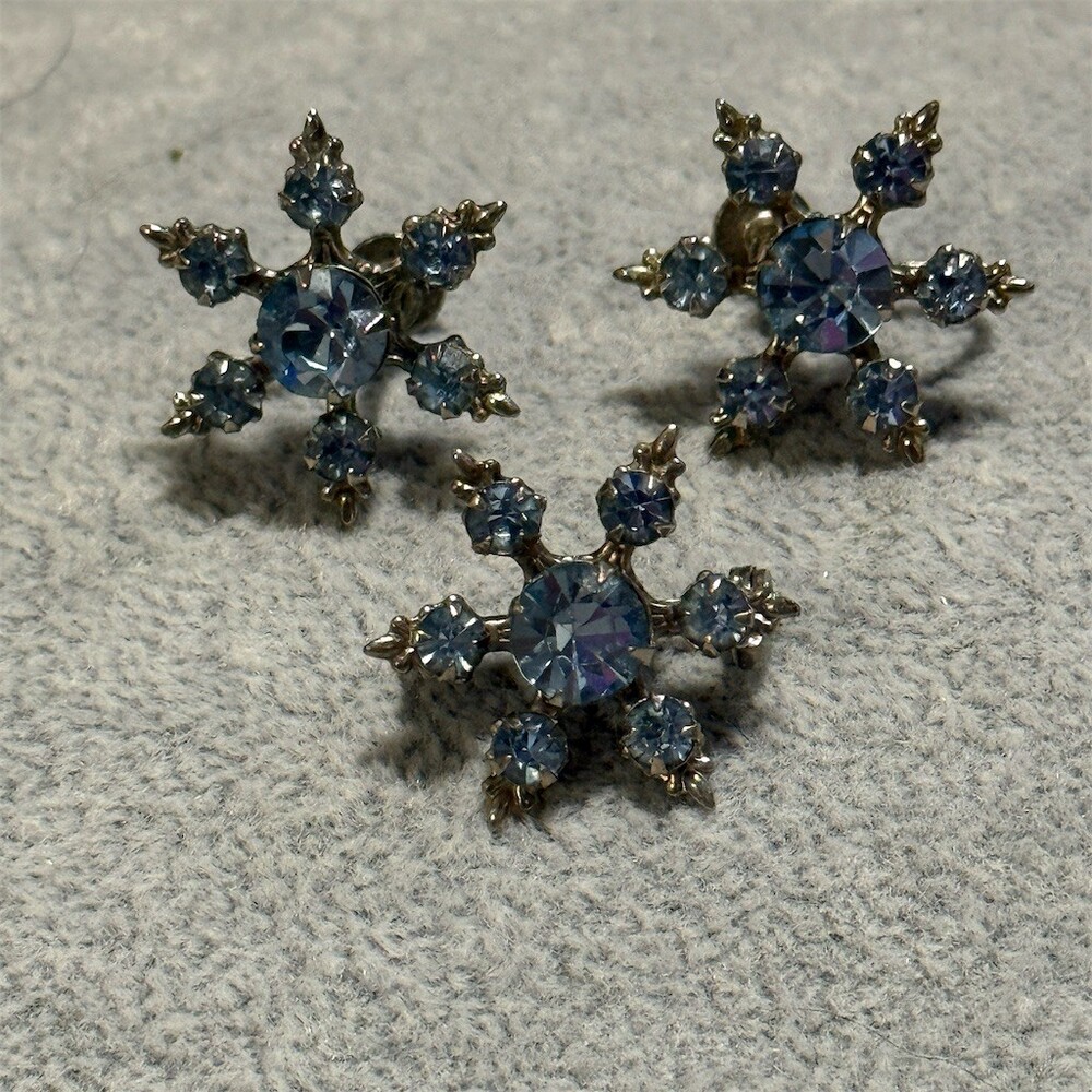 Vintage Blue Rhinestone Snowflake Starburst Screwback Earrings Brooch Set